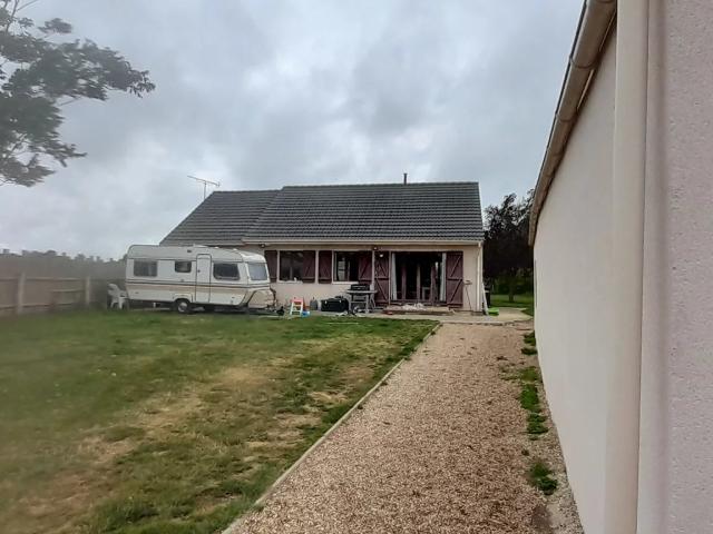 MAISON DE PLAIN PIED A MESNILS SUR ITON