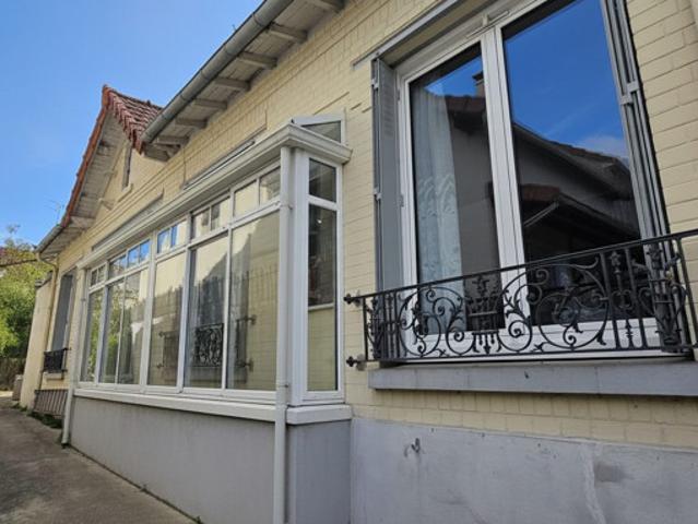 Maison de plain pied à Nanterre, proche Rueil Malmaison et futu