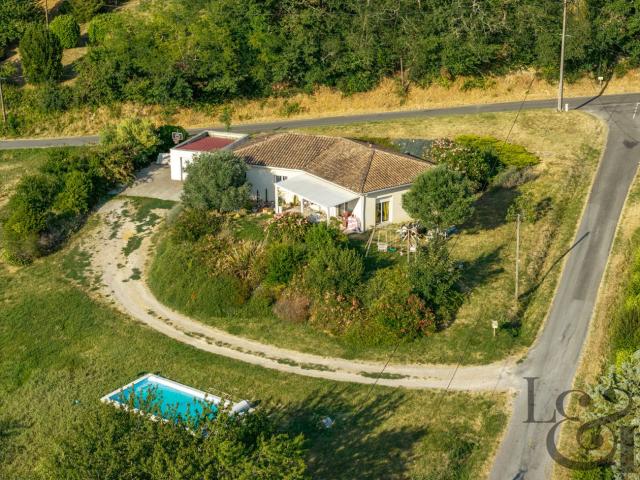 Maison de plain pied à Sainte Livrade sur Lot Lot et Garonn. 120m² Sainte Livrade sur Lot