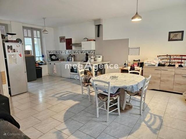 MAISON DE PLAIN PIED A THOUARS