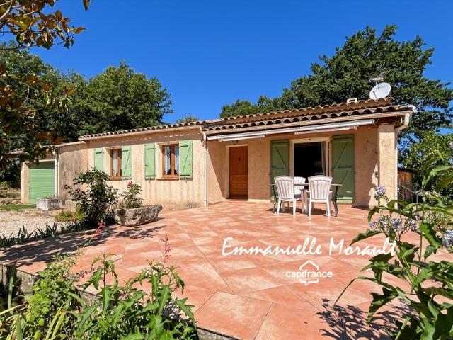 Maison de plain pied à vendre 4 pièces BAGNOLS EN FORET 83