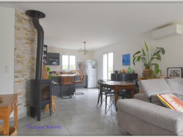Maison de Plain PIED à vendre 4 pièces NIMES 30 Secteur Petit Védelin