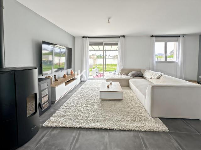 MAISON DE PLAIN PIED AU CALME