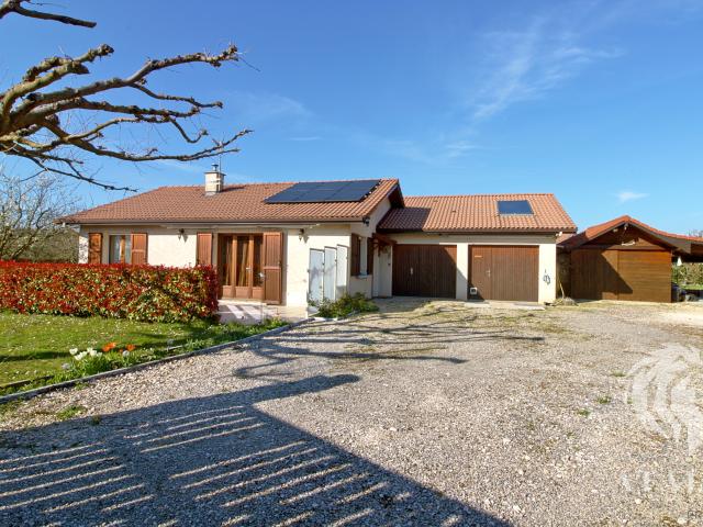 Maison de plain pied au calme
