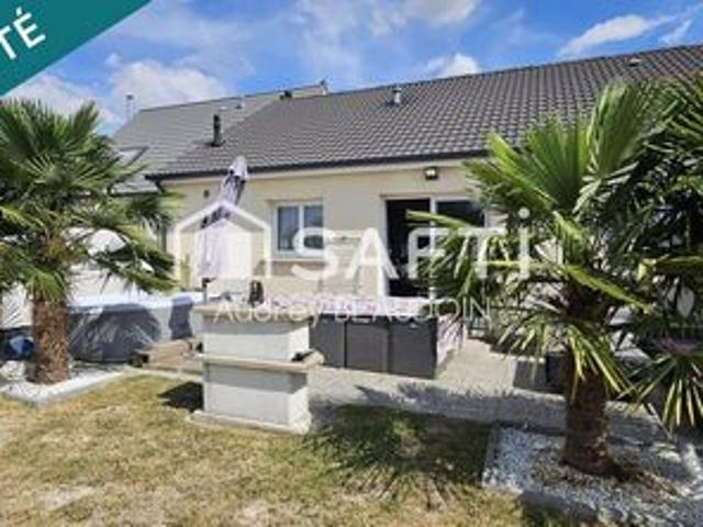 Maison de plain pied avec garage accolé