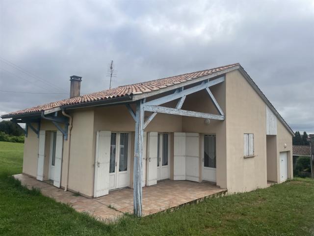 Maison de plain pied avec garage et jardin. 125m² Le Mas d'Agenais
