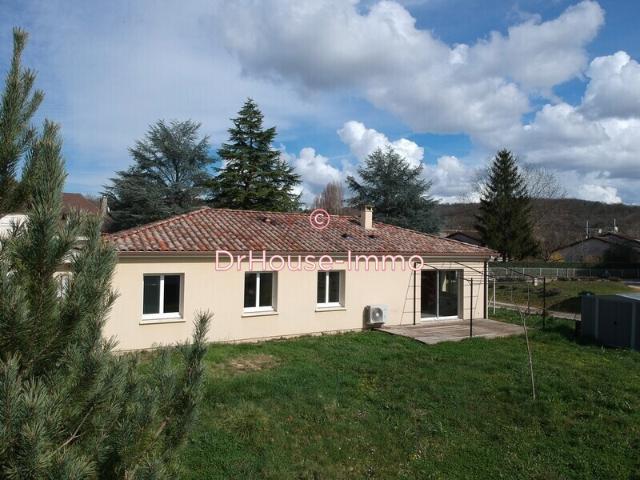 Maison de plain pied avec jardin