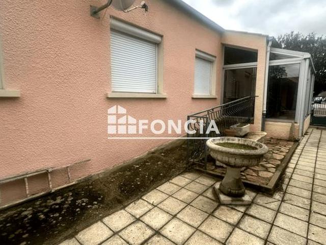 Maison de plain pied avec jardin