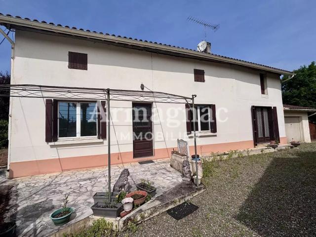 Maison de plain pied avec jardin 109m² Nogaro