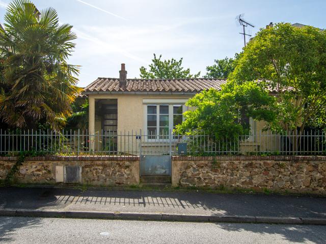 Maison de plain pied avec jardin au coeur de La Roche sur Yon