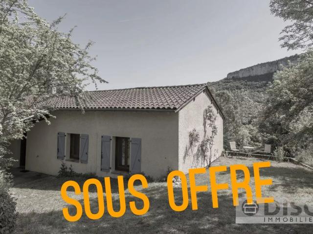 Maison de plain pied avec jardin et vues spectaculaires sur. 78m² Saint Antonin Noble Val