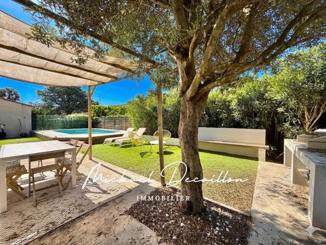 Maison de plain pied avec piscine 5 pièces 100 m2 100m² Nîmes