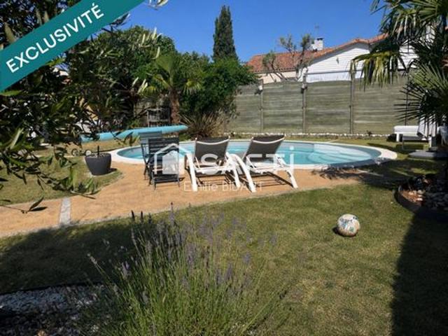 Maison de plain pied avec piscine, au cœur de Montaigu Vendée