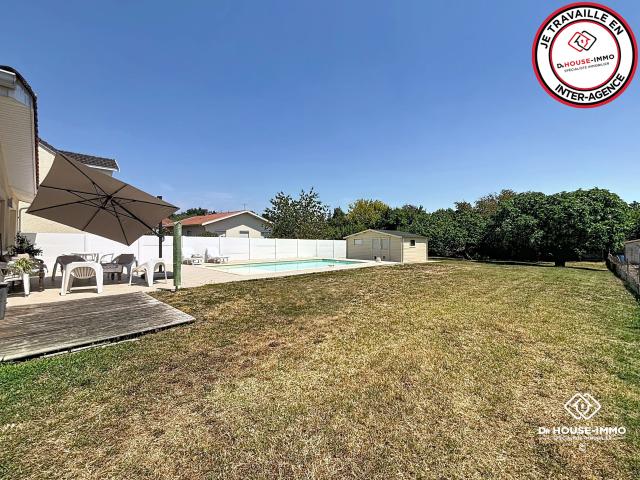 Maison de plain pied avec piscine dans le vieux LORMONT 116 m²