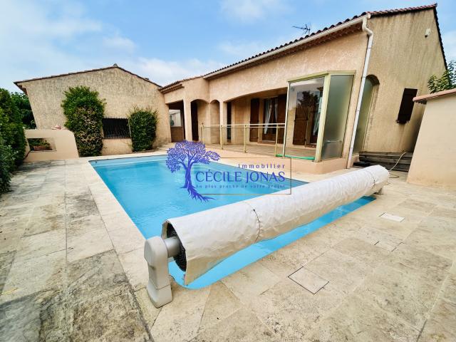 Maison de plain pied avec piscine La Londe les Maures, à deux pas du centre ville