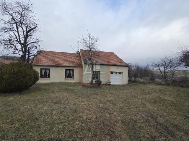 Maison de plain pied avec terrain
