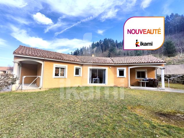 Maison de plain pied avec 4 chambres