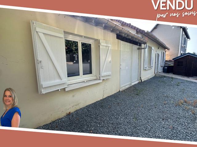 Maison de plain pied centre ville d'Anet