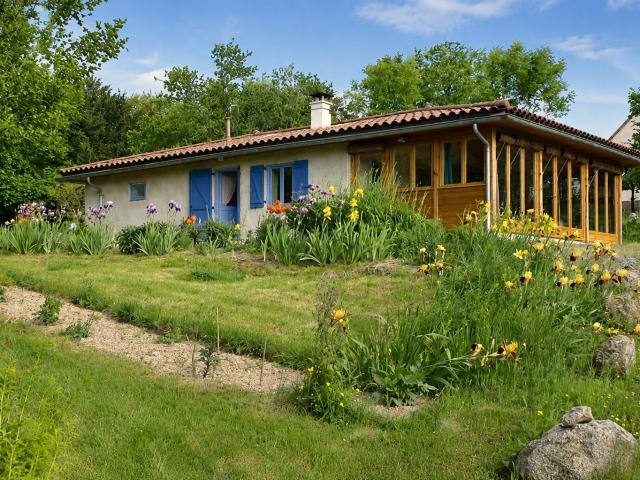 Maison de plain pied dans un environnement calme