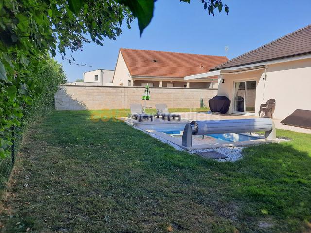 Maison de plain pied de147 m2 6 pièces Crissey