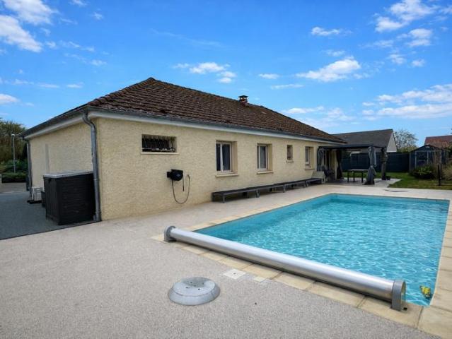 Maison de plain pied de 8 pièces