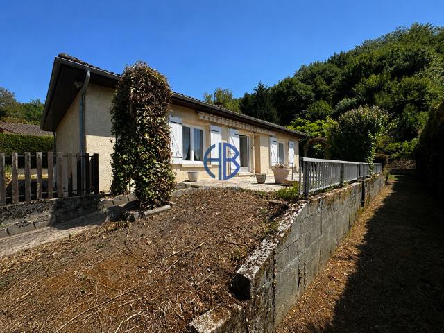 Maison de plain pied de 90,62 m2 avec sous sol complet sur terrain de 1 050 m2 ? Bourgoin Jallieu