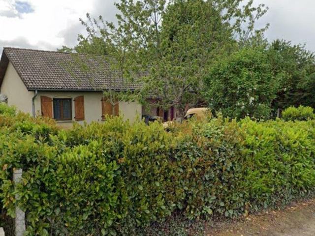 maison de plain pied de 96m2 + 40m2 de véranda sur 936m2 de ter
