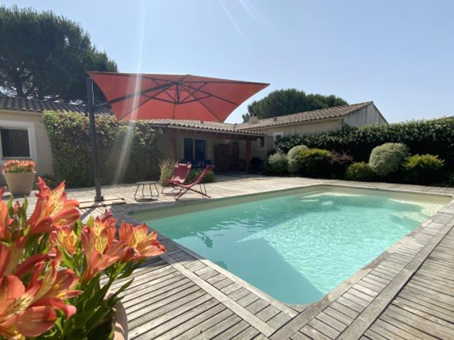 Maison de plain pied de 148 m2 avec piscine et T2 indépendan