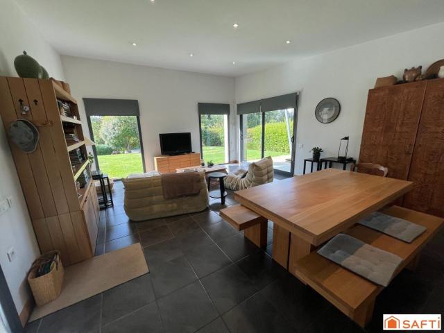 Maison de plain pied de plus de 120m2, proche commerces