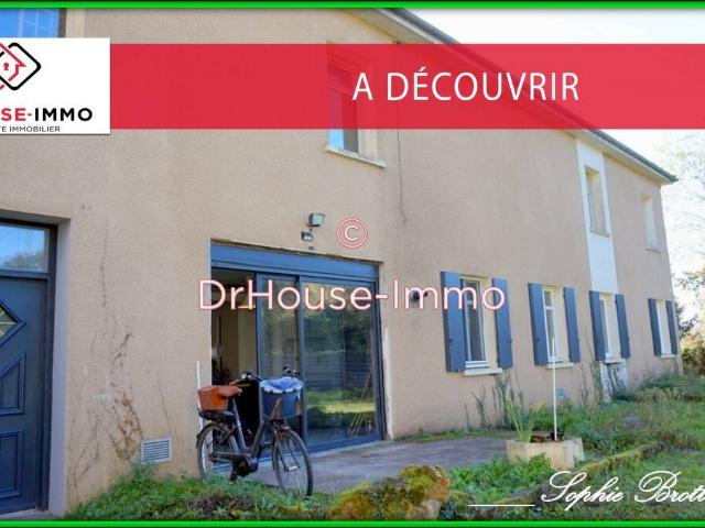 Maison de plain pied de plus de 204m2, 5 chambres, parcelle de 2