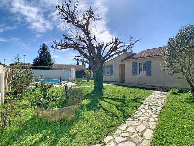 Maison de plain pied en lotissement