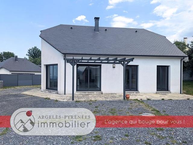 Maison de plain pied moderne · 87,5 m2 · 3 chambres · Garage