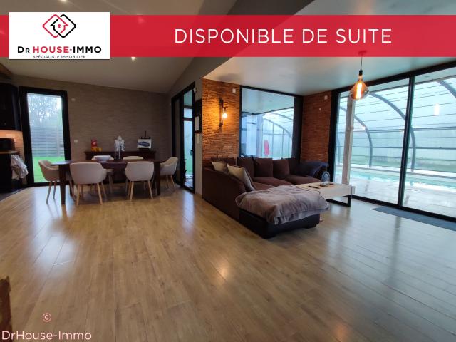Maison en bois bord de mer de 129 M2 et de plain pied piscine spa terrain 1360 M2