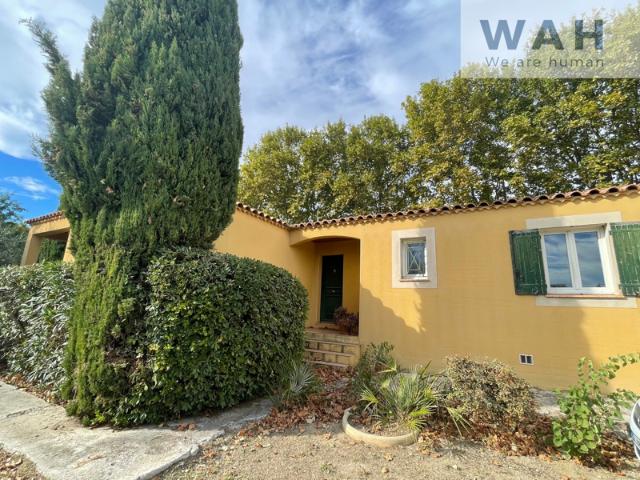 MAISON DE PLAIN PIED P4 de 115 M2 SUR UN TERRAIN CLOS ET ARB