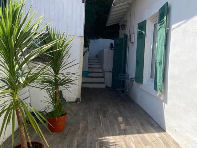 Maison de plain pied, proche du centre ville avec un 'espri