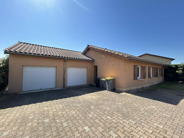 Maison de plain pied proche transports et commerces
