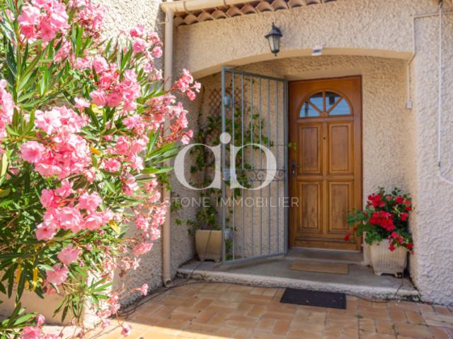 Maison de plain pied Quartier Saint Louis