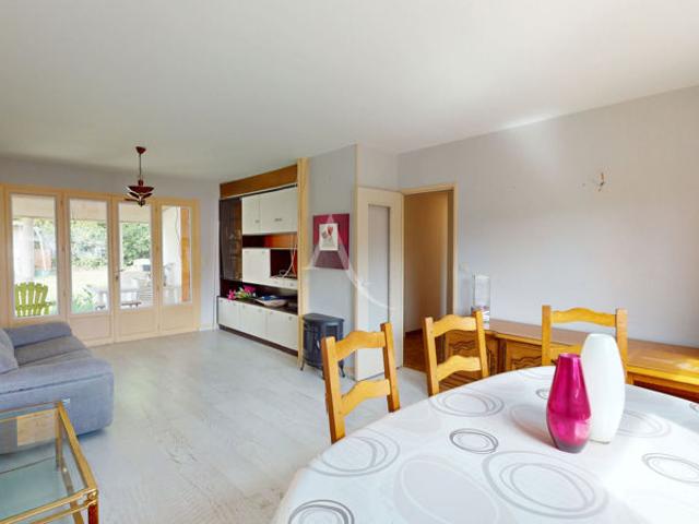 Maison de plain pied rénovée à vendre à Saint Jean de Braye, 3 chambres, jardin, garage