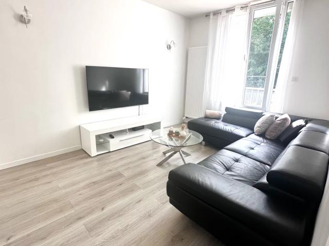MAISON DE PLAIN PIED + SUDIO