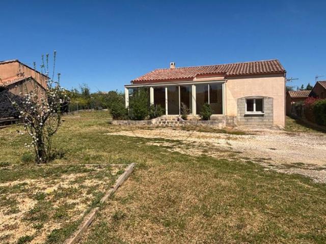 Maison de plain pied sur 1587m² de terrain