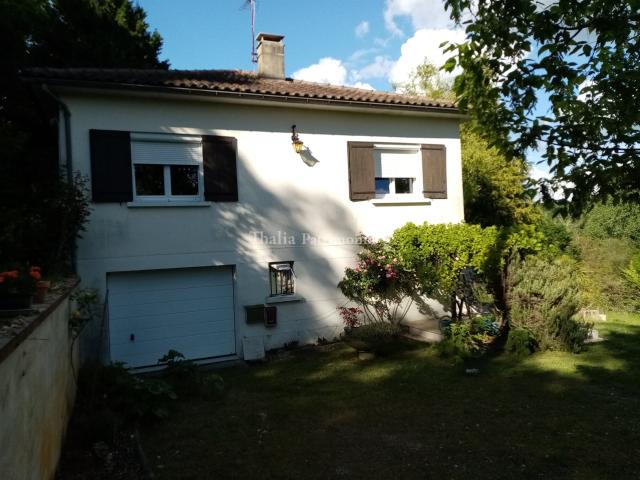 Maison de plain pied sur sous sol complet dans un environnem. 135m² Mareuil en Périgord