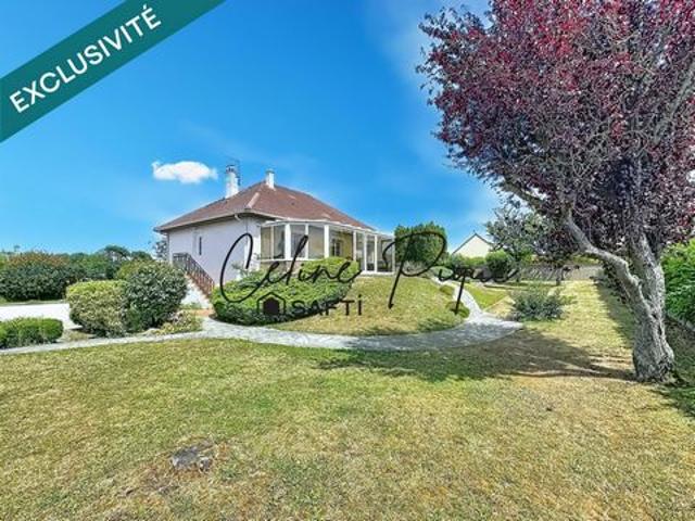 Maison de plain pied sur sous sol avec véranda