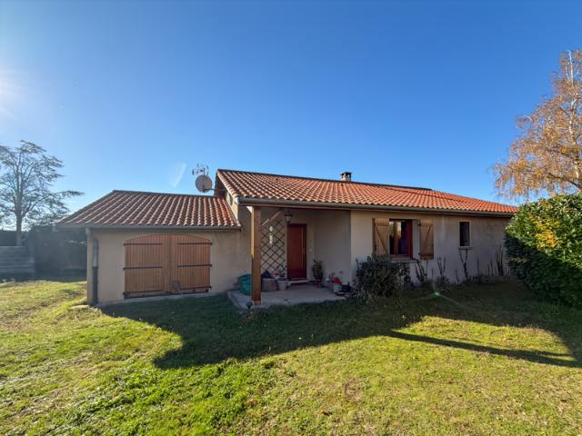 Maison de plain pied sur parcelle de 2 200 m2 constructible