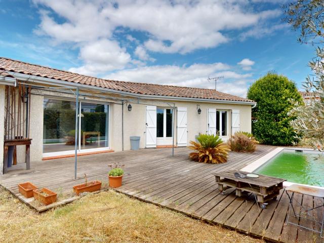 Maison de plain pieds au calme