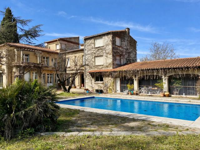 Maison de prestige 360 m2 avec piscine Carcassonne