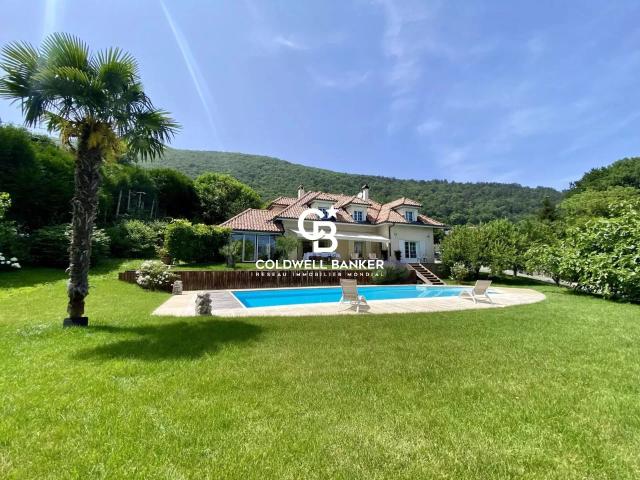 Maison de prestige à vendre à Monnetier Mornex 74560 – 313 m² avec piscine et vue montagnes proche Genève