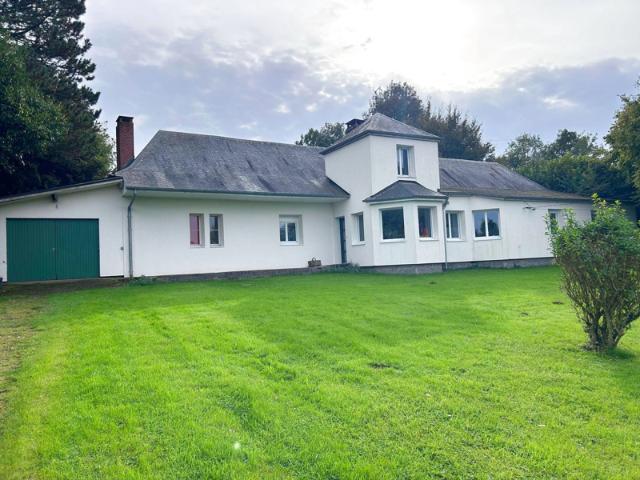 MAISON DE PRESTIGE AVEC TOUT CONFORT AU REZ DE CHAUSSEE A 20