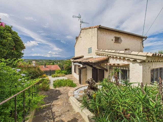 Maison de prestige de 100 m2 en vente Antibes, Provence Alpes Côte d'Azur