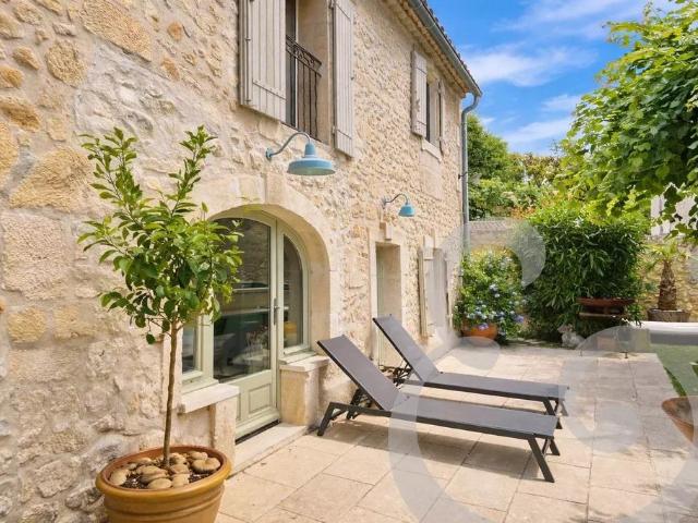 Maison de prestige de 100 m2 en vente Paradou, France