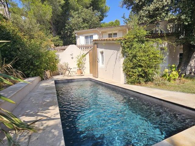 Maison de prestige de 110 m2 en vente Paradou, France